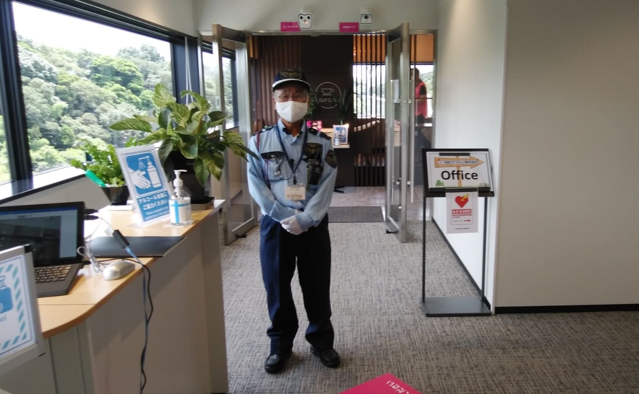 01施設警備業務