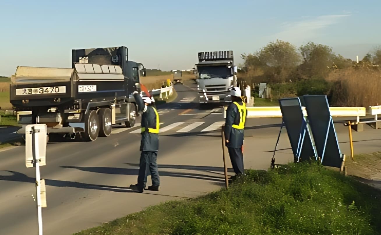 02交通誘導警備業務